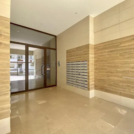 Ocean Breeze By Homing Apartment