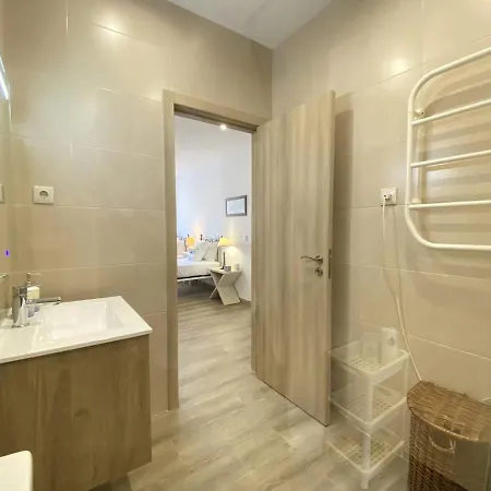 Apartment Ocean Breeze By Homing *